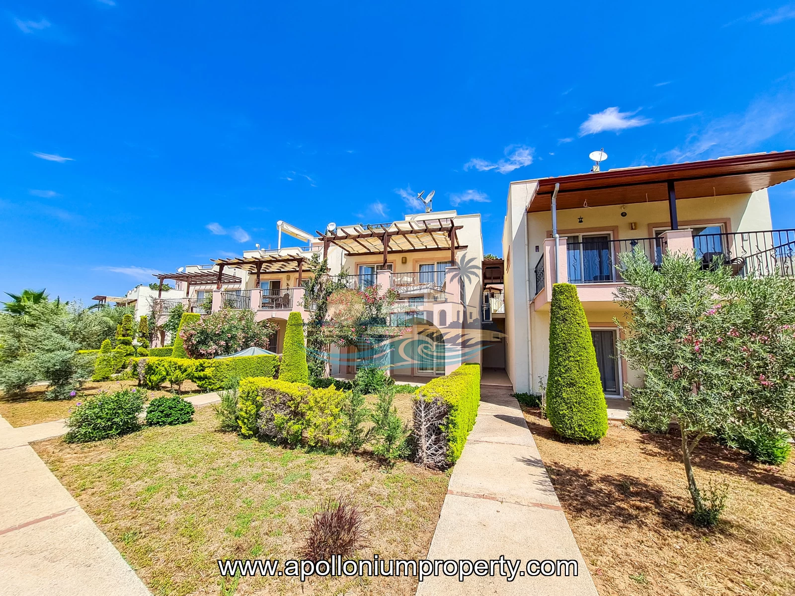 3-bedroom villa for sale in Apollonium